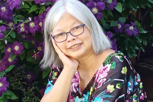 Nhà văn Lý Lan là cây bút quen thuộc với độc giả Việt Nam nhờ khả năng ghi lại những khoảnh khắc đời thường